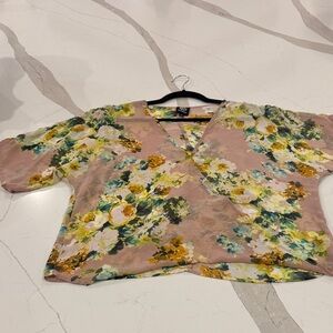 Bobeau Floral V-Neck Blouse in Cream and Yellow